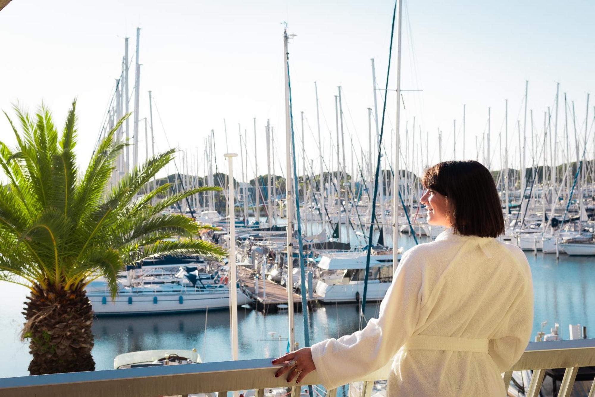 Amourette A Port Camargue Le Grau-du-Roi Exterior photo